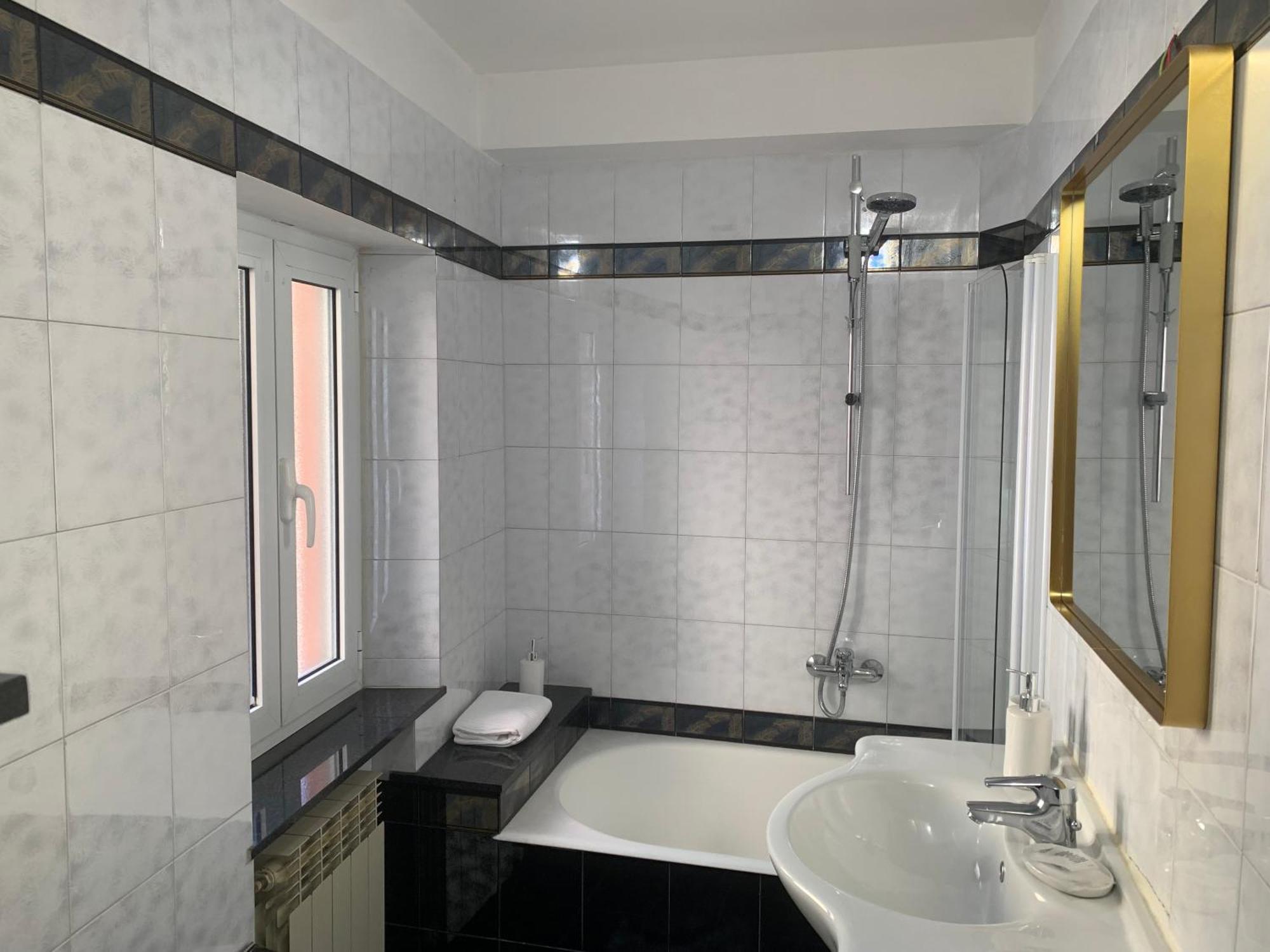 The First Colombo Brignole XX Settembre Apartman Genova Kültér fotó