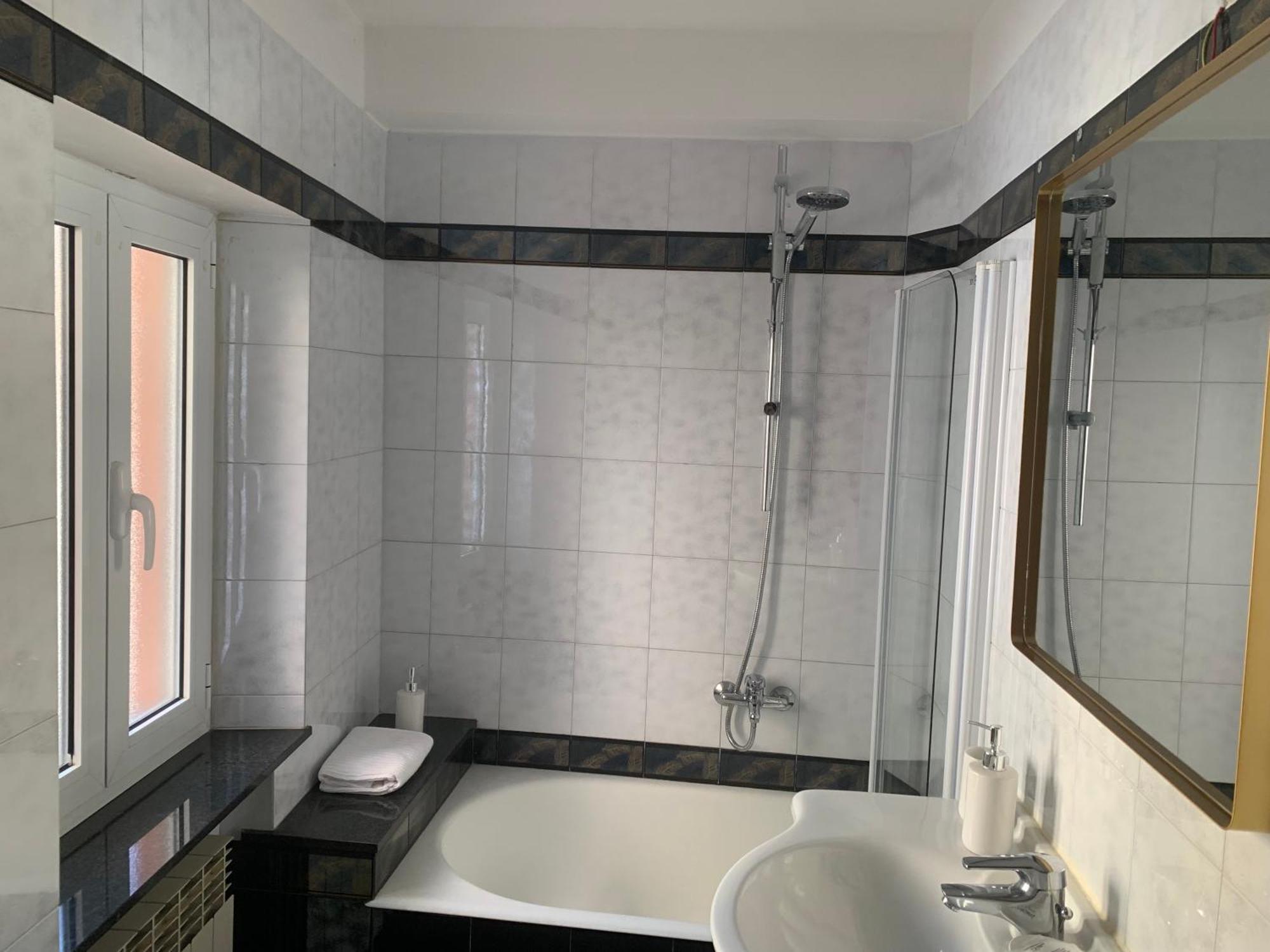 The First Colombo Brignole XX Settembre Apartman Genova Kültér fotó