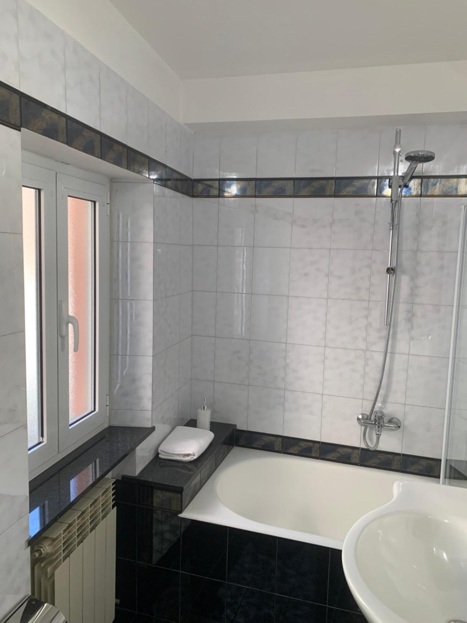 The First Colombo Brignole XX Settembre Apartman Genova Kültér fotó